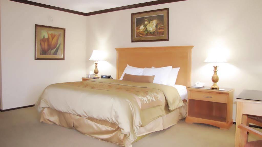 Econo Lodge Quakertown Ngoại thất bức ảnh